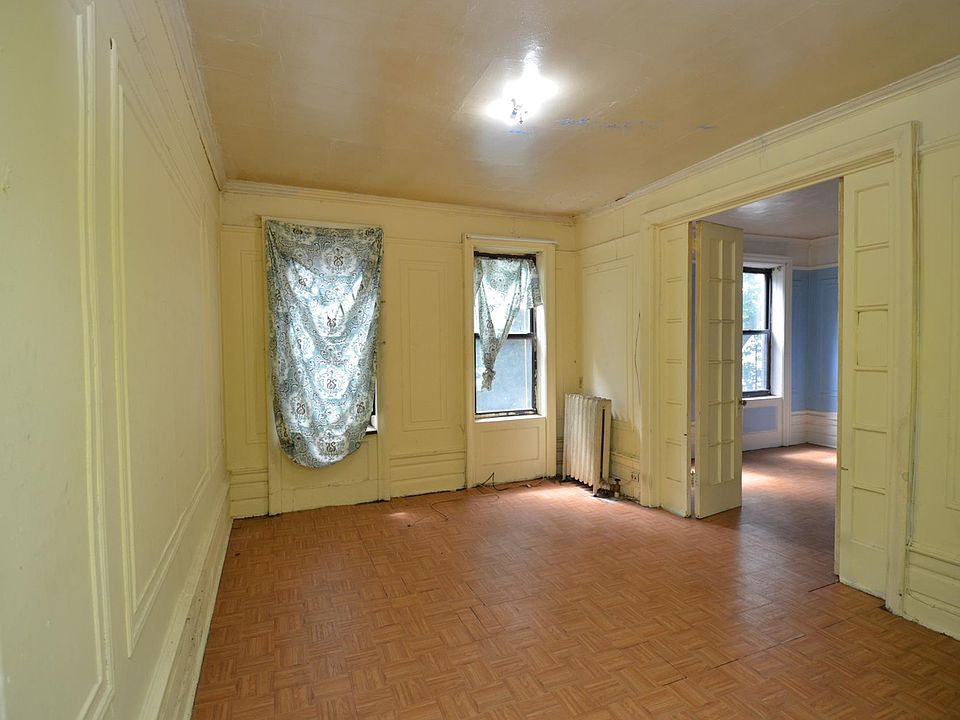 1st image of 116 Cambridge Pl APT 2A
