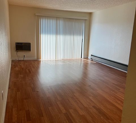 3rd image of 2031 Market Ave APT 134
