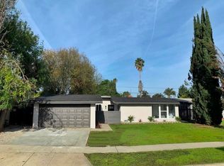 17951 Keswick St, Reseda, CA 91335