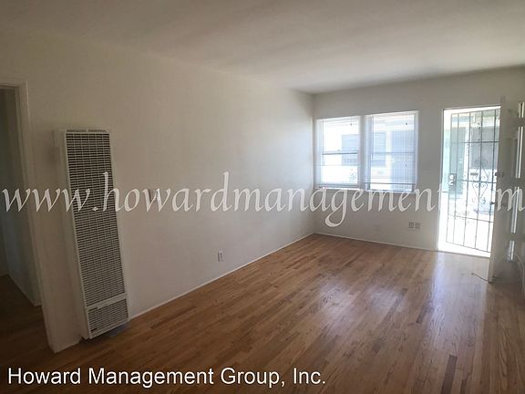 3rd image of 4438 S Centinela Ave #3767045