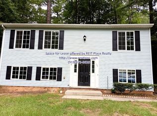 106 High Pine Ct, Cary, NC 27513