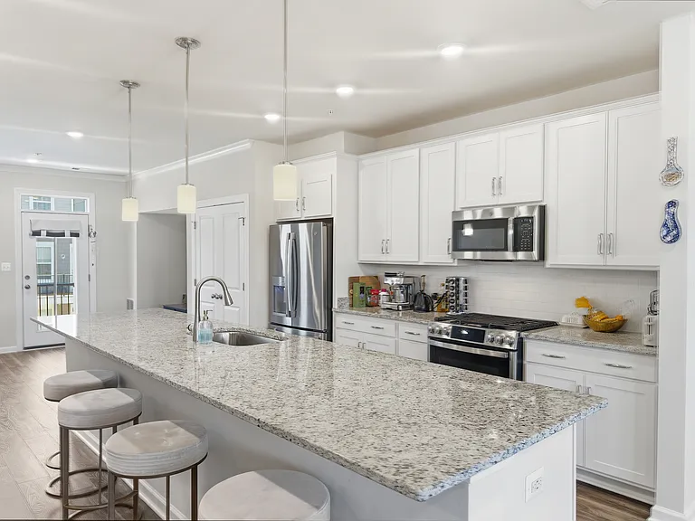 14915 River Walk Way — Photo 4