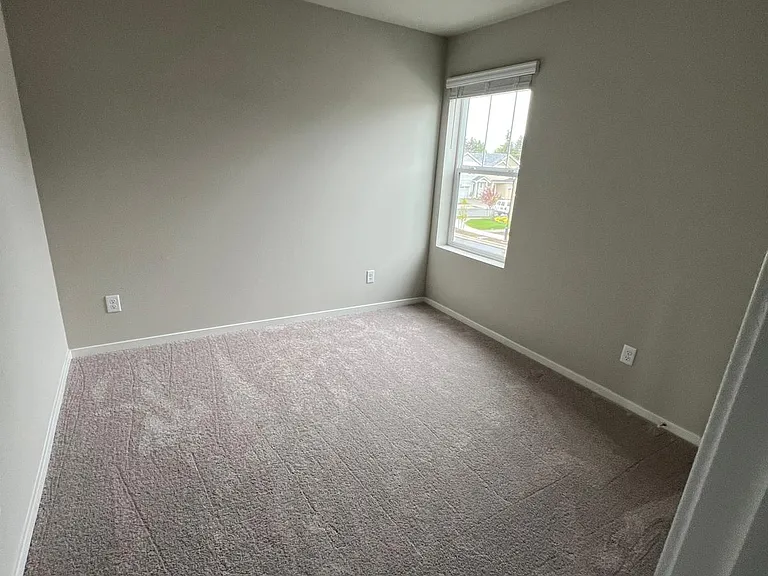 4259 Savannah Loop NE — Photo 12