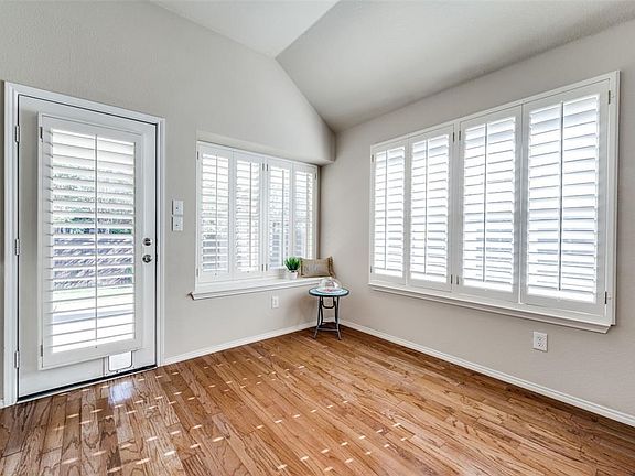 3rd image of 6520 Fairlawn Dr