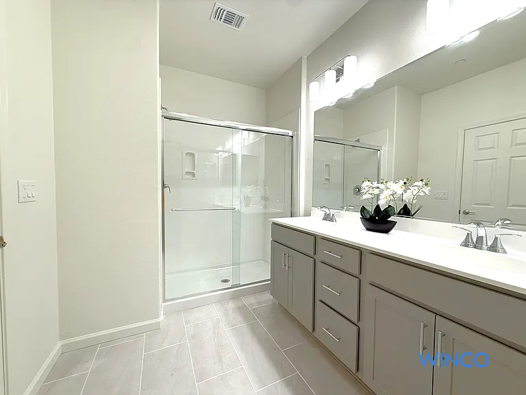3810 Norbridge Ave — Photo 20