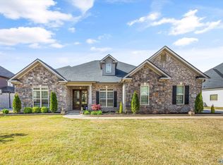 8213 Nantucket Cir, Owens X Rds, AL 35763