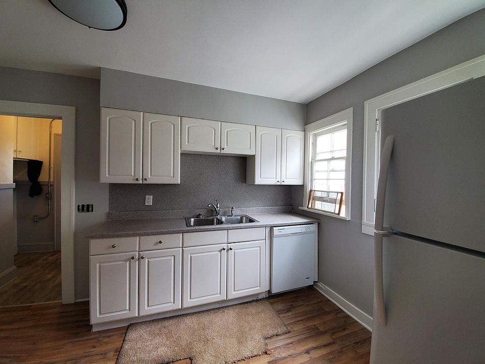 Kitchen sink, back door entry