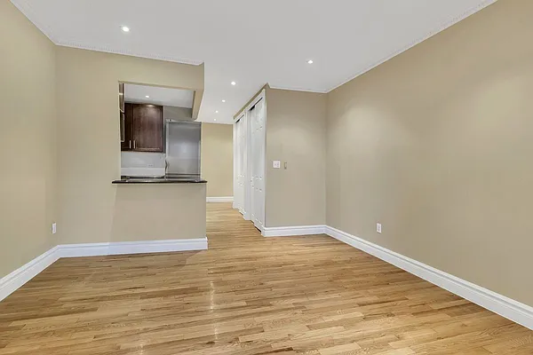 Rented by Cooper & Cooper Real Estate | media 15