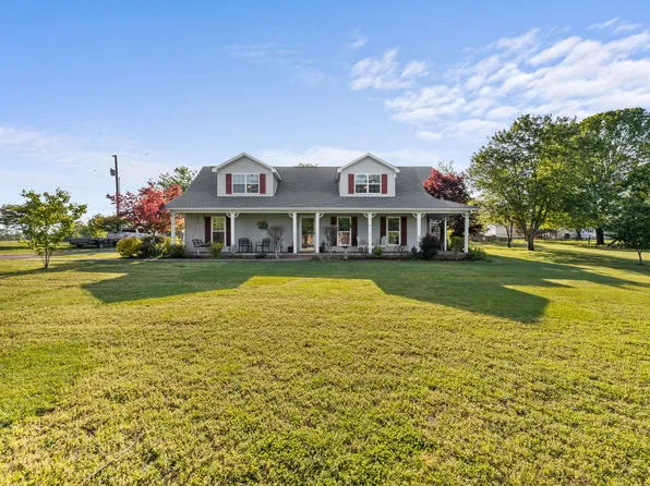 2171 Hayfield Dr, Leighton, AL 35646