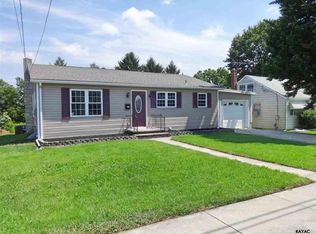 33 Mumma Ave, Hanover, PA 17331