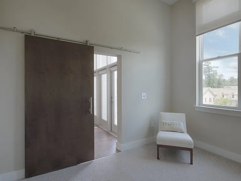 AMLI Buckhead — Photo 46