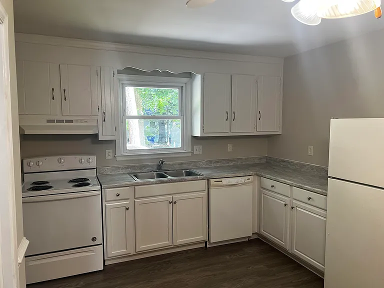 3804 Windcry Dr — Photo 12