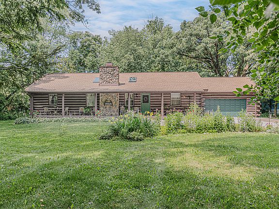 3rd image of 12N216 Berner Dr