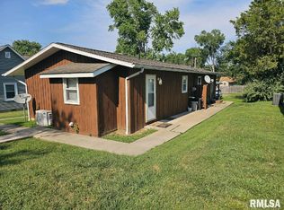 504 S 18th St, Herrin, IL 62948