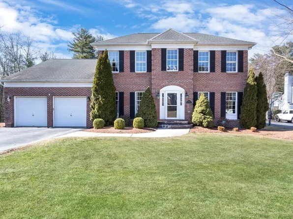 49 Hancock Rd, Franklin, MA 02038