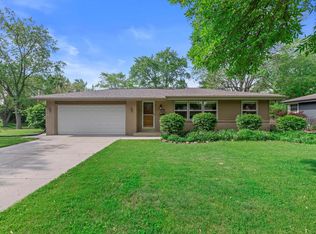 5590 Leroy Ln, Greendale, WI 53129