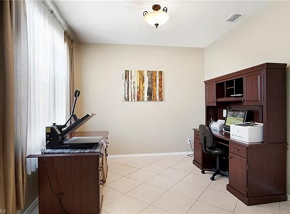 5th image of 15363 Briarcrest Cir