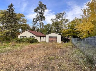 6566 Lock Rd, Fulton, IL 61252