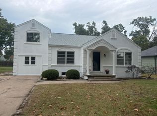 2128 E Rivera St, Wichita, KS 67211