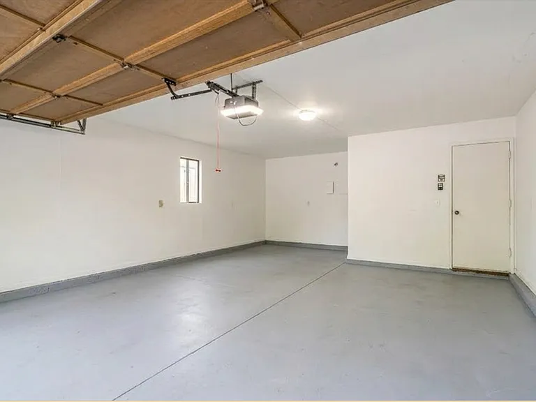 141 Knollwood Dr — Photo 14