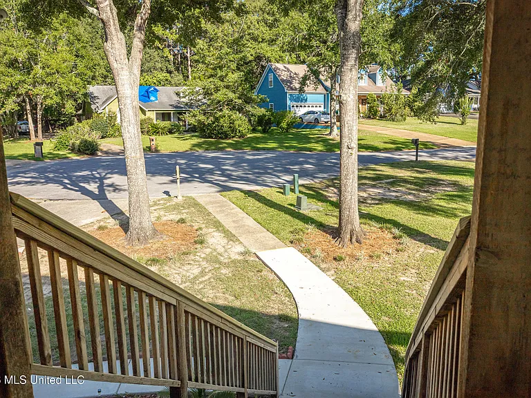 5513 Sioux Dr — Photo 10