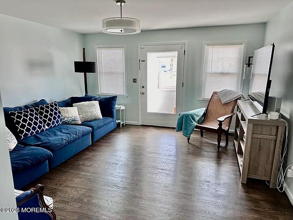 4th image of 1510R Bay Boulevard