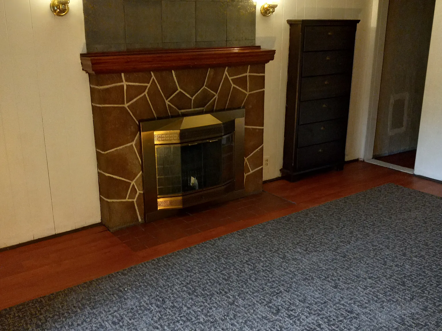 2 bed, 1000 sqft, $1,200 — Photo 1