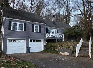 110 Mill River Rd, Chappaqua, NY 10514