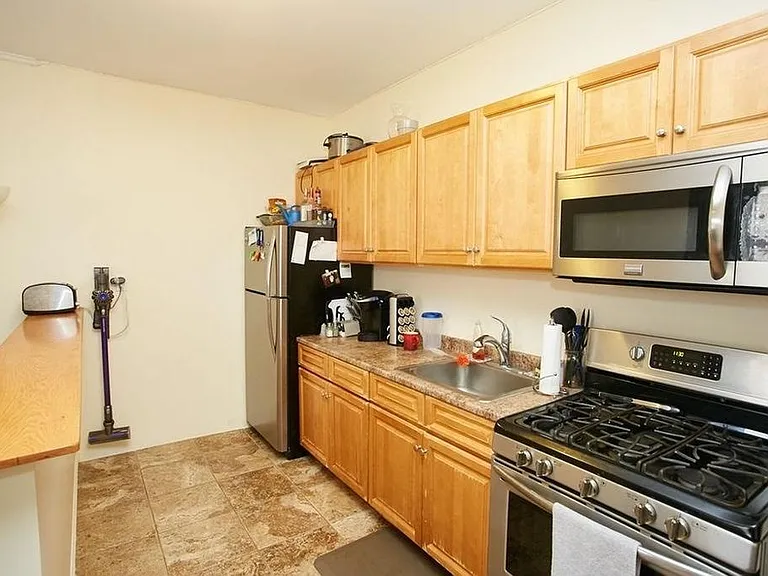 26-09 23rd Ave #1 — Photo 2