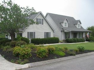 135 Ostenbarker St, Maryville, TN 37804