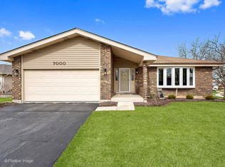 7000 Camden Ct, Downers Grove, IL 60516