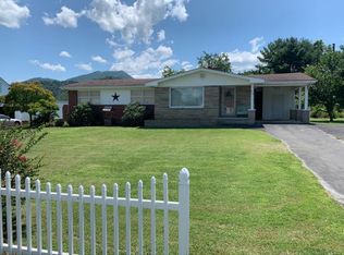 117 Treadway St, Elizabethton, TN 37643