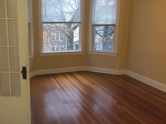 2nd image of 3124 N Monticello Ave #2