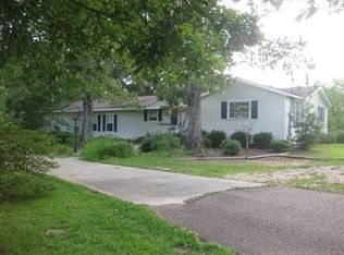 2097 Moak Rd, Summit, MS 39666