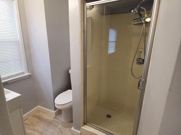 5th image of 6300 E Ocean Blvd