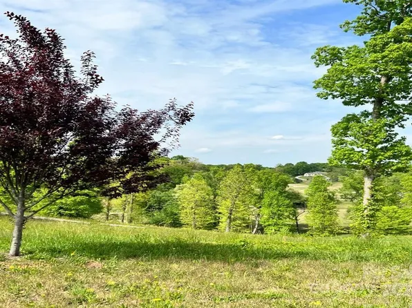 4617 Bristol Dr #13, Morganton, NC 28655