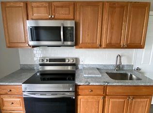 30 West St #1, Waterbury, CT 06708