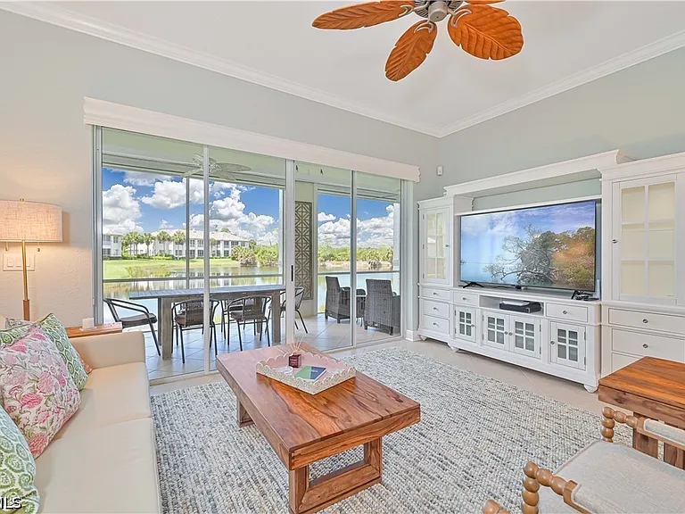 5000 Royal Shores Dr #101 — Photo 17