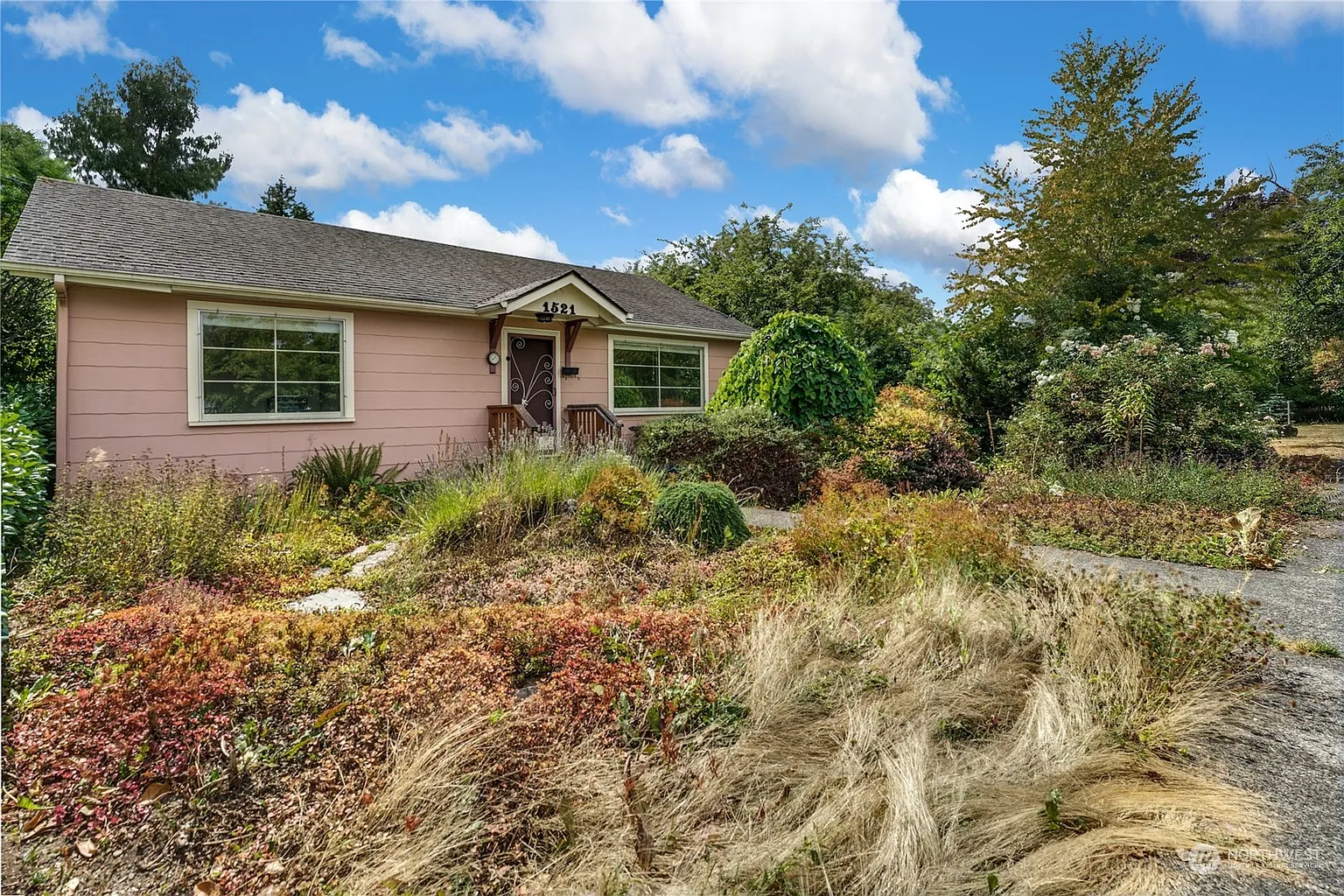 1521 7th Avenue SW photo 1