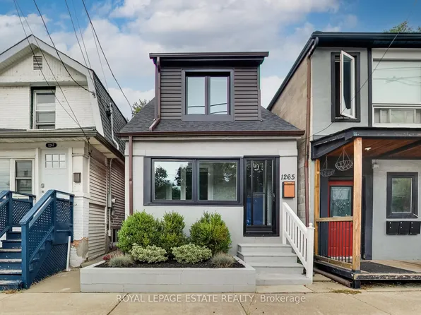 1265 Woodbine Ave, Toronto, ON M4C 4E5