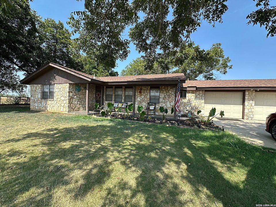 1st image of 325 McCaughan Rd