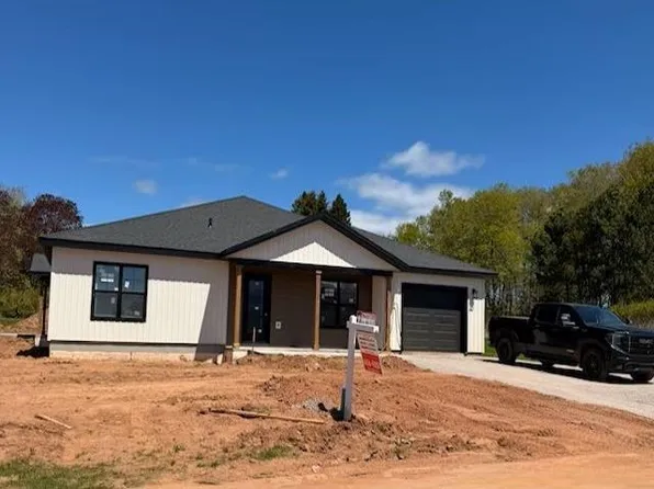 131 Hallie Dr, Summerside, PE C1N 6J4