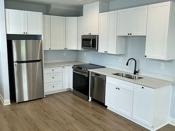 3rd image of 3416-3418 3rd St #3416