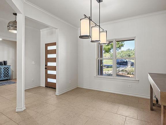 4th image of 3509 La Cumbre Dr