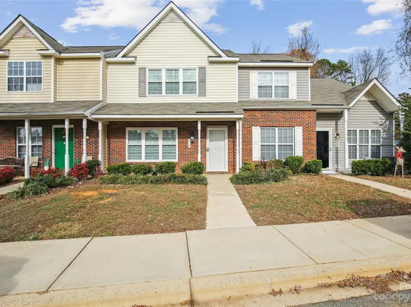 7709 Petrea Ln #805, Charlotte, NC 28227