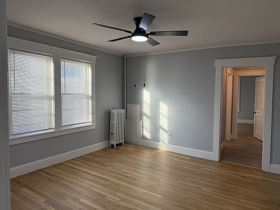 2nd image of 30 Main St