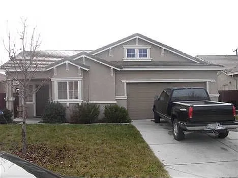 470 Summer Garden Way photo 1