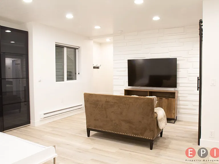 564 Lewski Lane - Residential — Photo 14