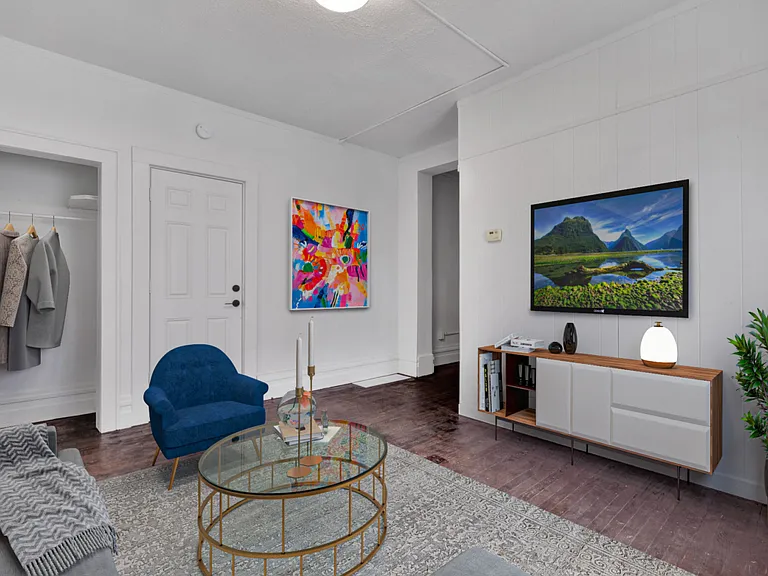 808 Vine St #1 — Photo 6