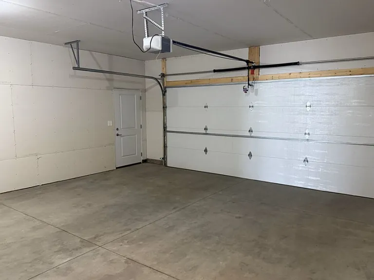 Valley View Town Homes — Photo 16